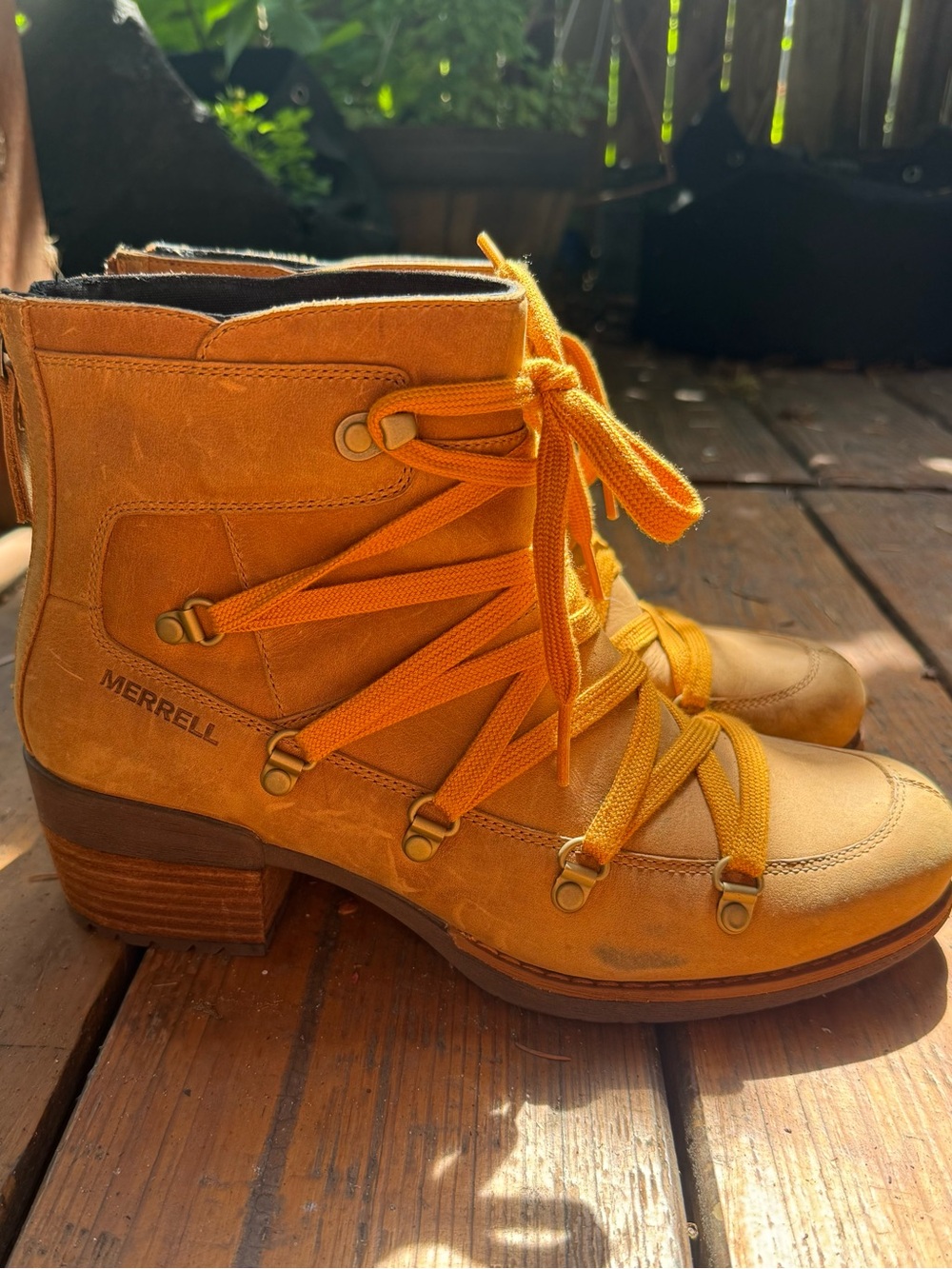 Merrell Women’s Tan Leather Outdoor Lace-Up Boots